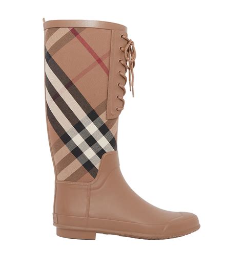 burberry rain boots old season